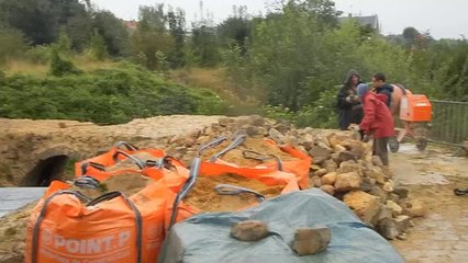 Ham : Le chantier international au travail au château