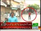 PTI Workers Caught Pocket Pickers In Their Long March