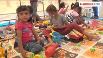 Irak'taki Çatışmalar - Yezidilerin çocukları için oyun çadırı kuruldu -