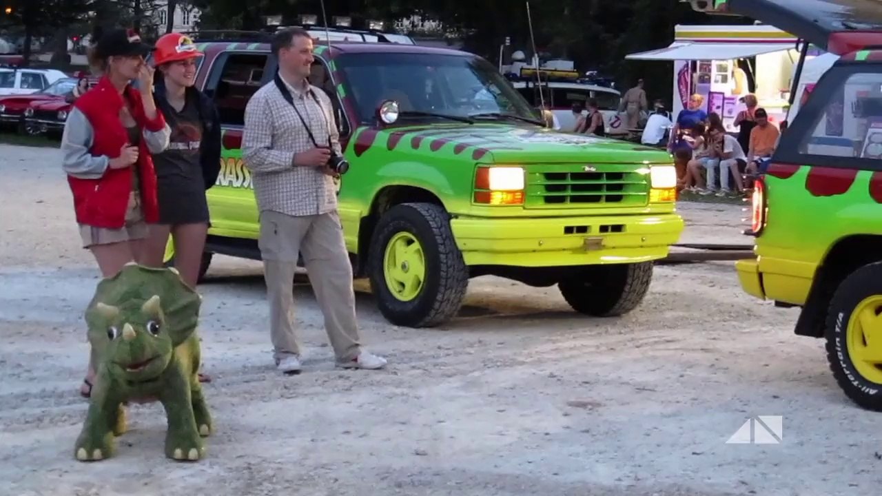 Rencontre Européenne des Voitures Star de Cinéma 2014 - 1/2 - Les voitures et la parade