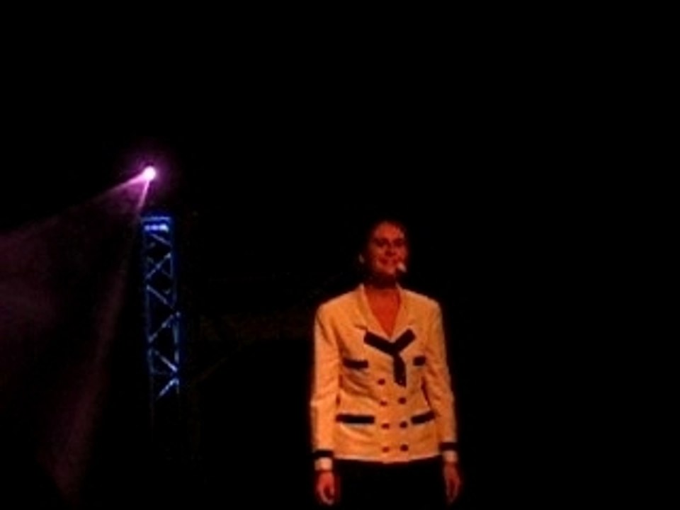 ETVOILA QU'ELLE AIME - ROMEO ET JULIETTE