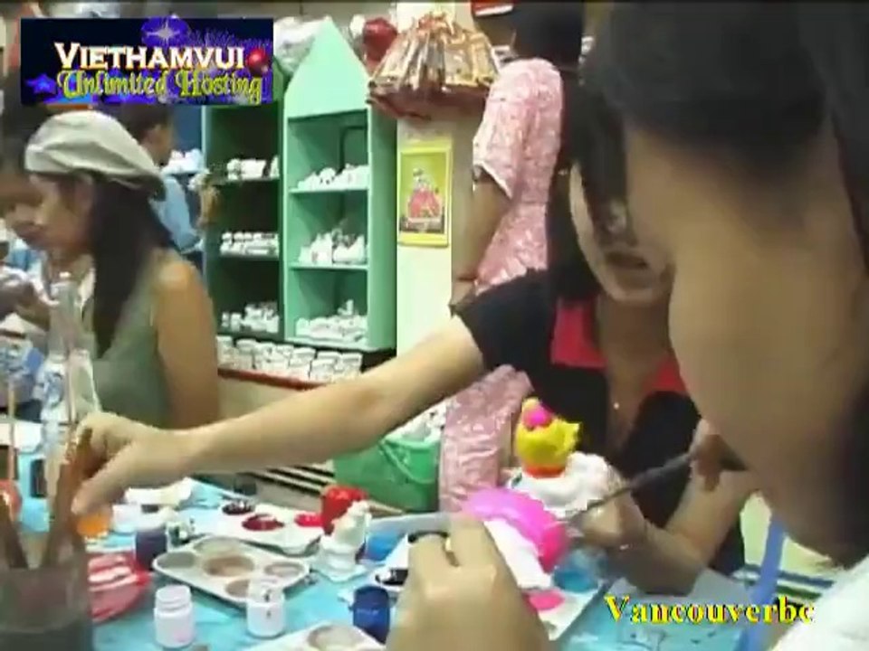 VANCOUVERBC-SAIGON12QUANDOTHANH-ANCHOIXALANGDVD01B
