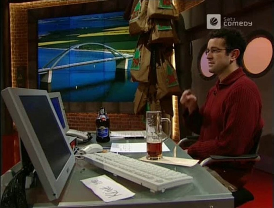 Die Harald Schmidt Show - 1178 - 2002-12-10 - Nicolette Krebitz, Neuer Nachbar VIVA