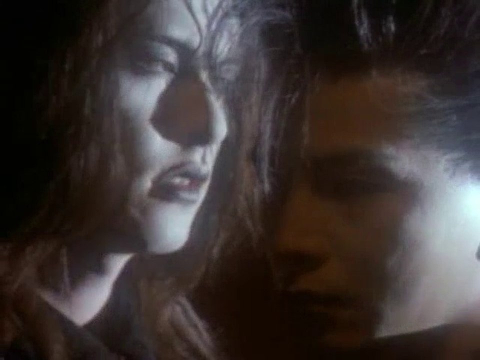 10 KISS ME GOOD-BYE