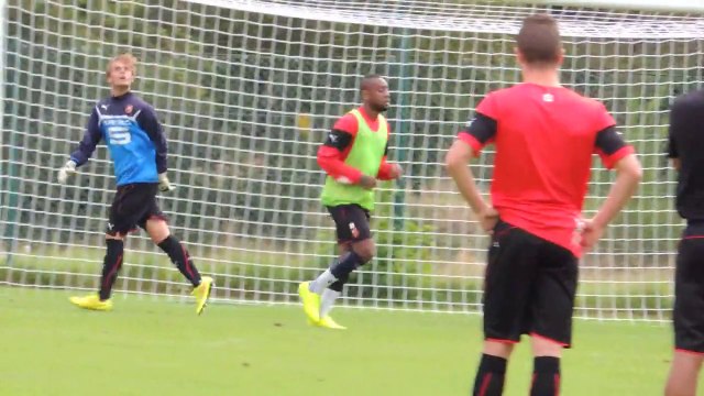 14/08/14 : Kana-Biyik s'entraîne avec la réserve