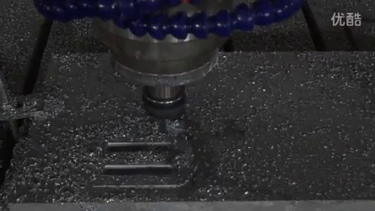 18mm Aluminum cutting cnc router machine working video,China cnc router