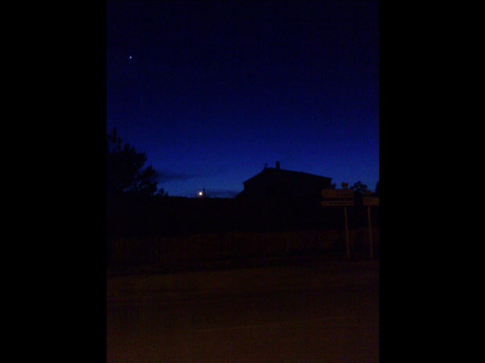 Nocturne at the foot of the hill ( piano impro)