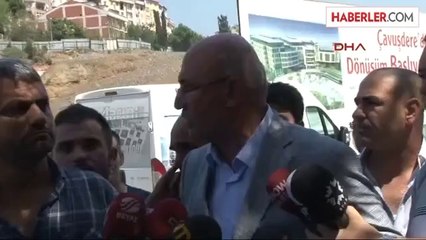 Üsküdar Belediyesi'nin İnşaatında Meydana Gelen Göçük Nedeniyle Evini Boşaltmak Zorunda Kaldığını...