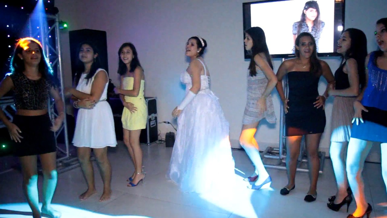 DANIELLE 15 ANOS TEASER