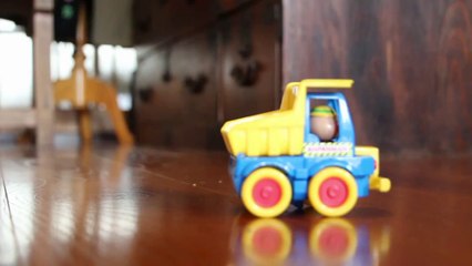 アンパンマンおもちゃ　うろチョロ工事カー「ダンプカー」