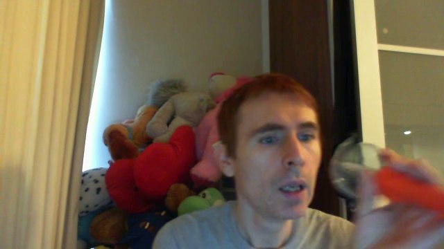 Wiwi égratigne quand le soleil entre dans ma maison de Pierre Perret