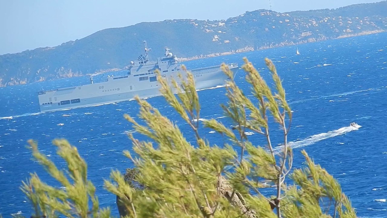Parade Navale le long d ela Côte Varoise 15 08 2014