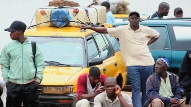 Doctors Without Borders likens Ebola epidemic to wartime