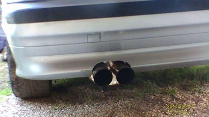 Son echappement inox BMW 328ti