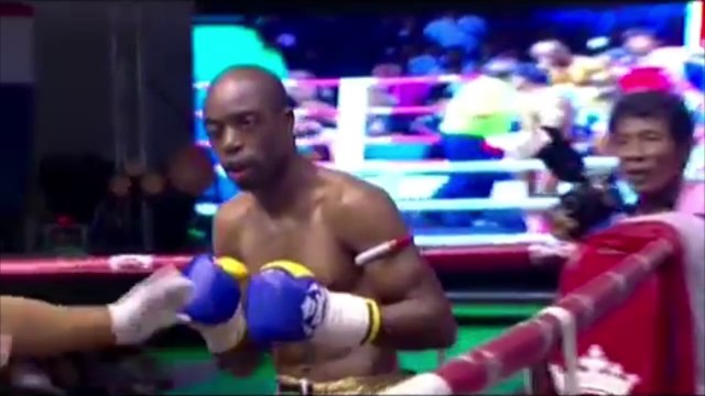 Buakaw Banchamek Vs Toure Abdoul (WBC Muaythai)