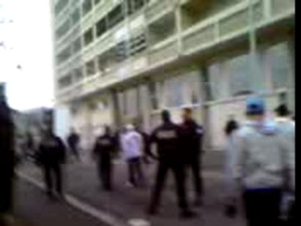 Keuf effrayé o bato