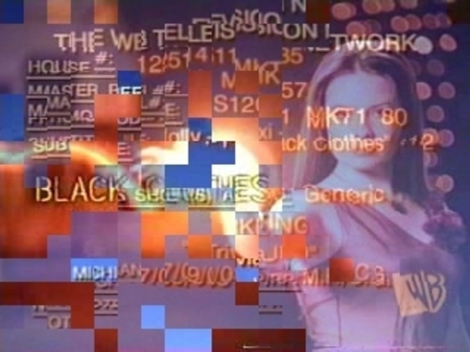 pub : Holly Marie Combs !!!