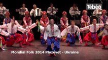 Plozévet (29). Mondial'Folk : la prestation des danseurs Ukrainiens