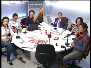 Crónica Rosa: Las dudas sobre la abdicación del Rey - 02/06/14