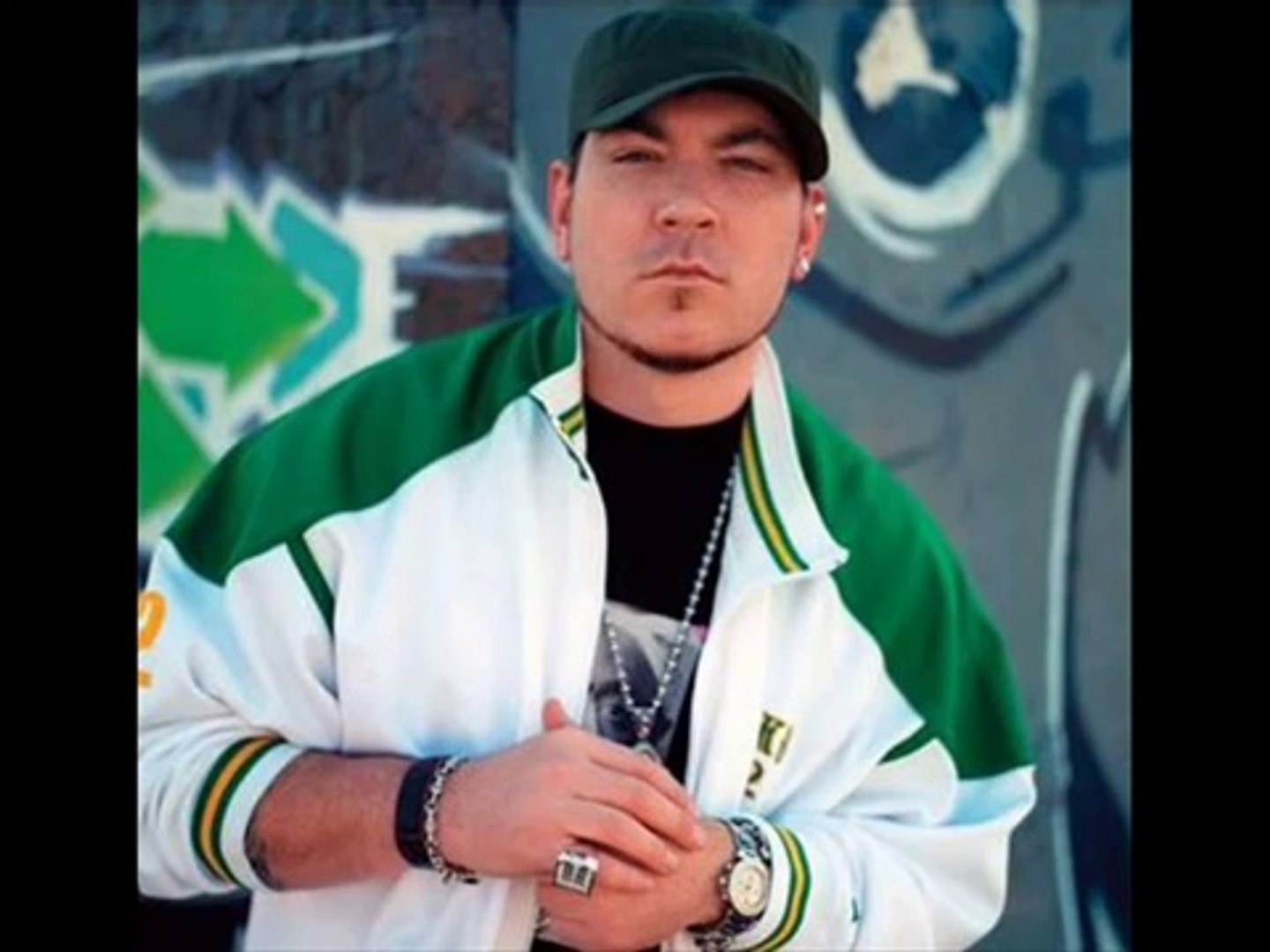 Everlast - Whitey Ford VS. Eminem Classic Rap Battles - Vidéo Dailymotion