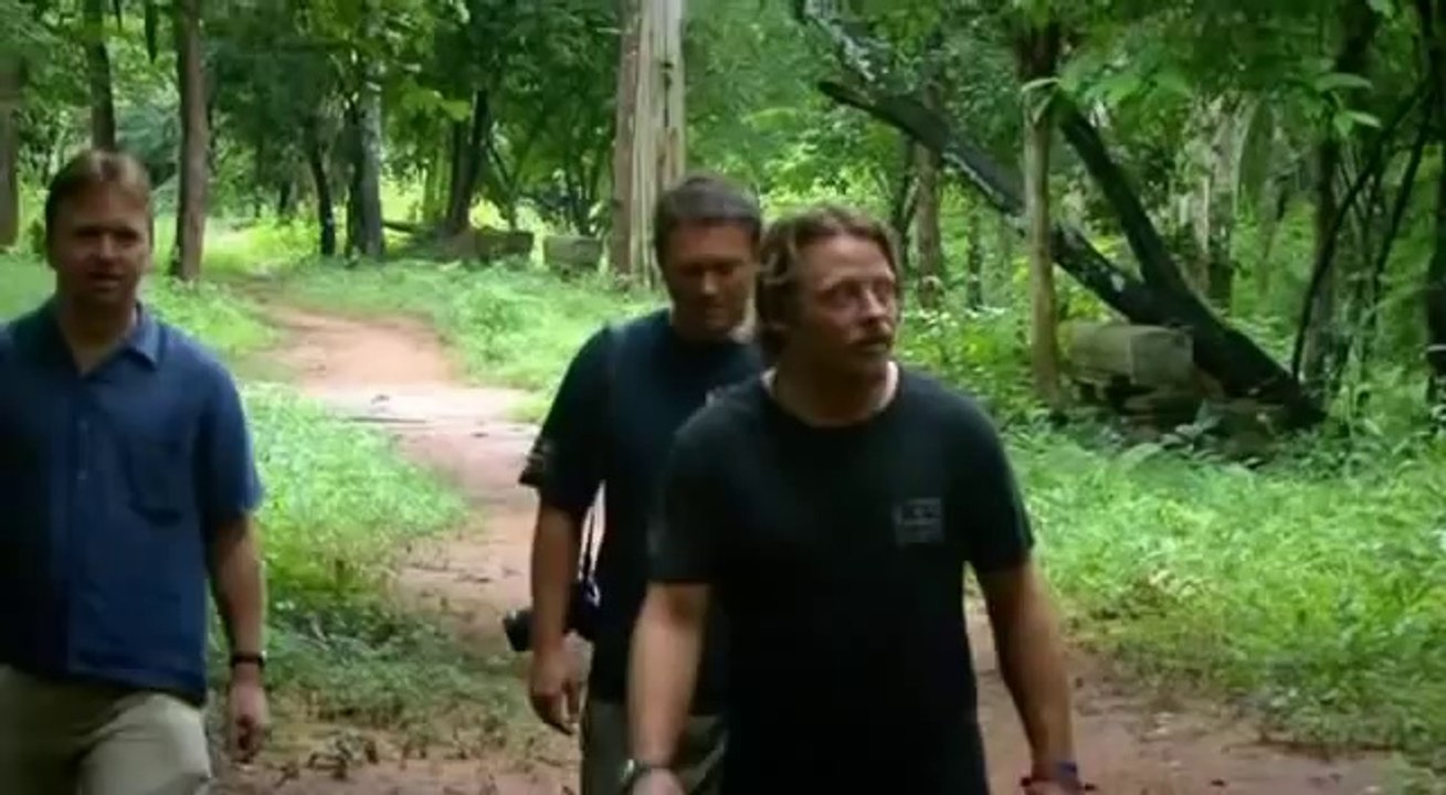 Charley Boorman - By Any Means - Ireland to Sydney E05