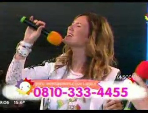Paula conduciendo Un Sol para los Chicos 2014 parte 4 (Paula cantando y palabras del final) - 16 de Agosto