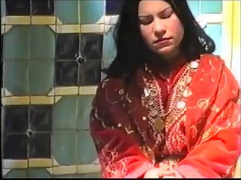 FATMA GÜLER SUDA BALIK YAN GİDER