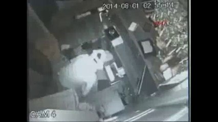 Bu da hijyenik hırsız: Çalmadan önce temizledi...