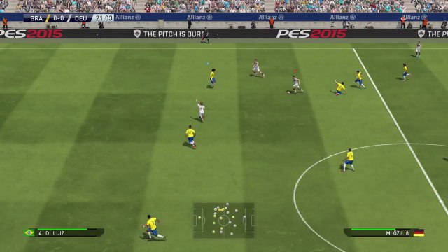 20 Dakikalık PES 2015 Oynanış Videosu