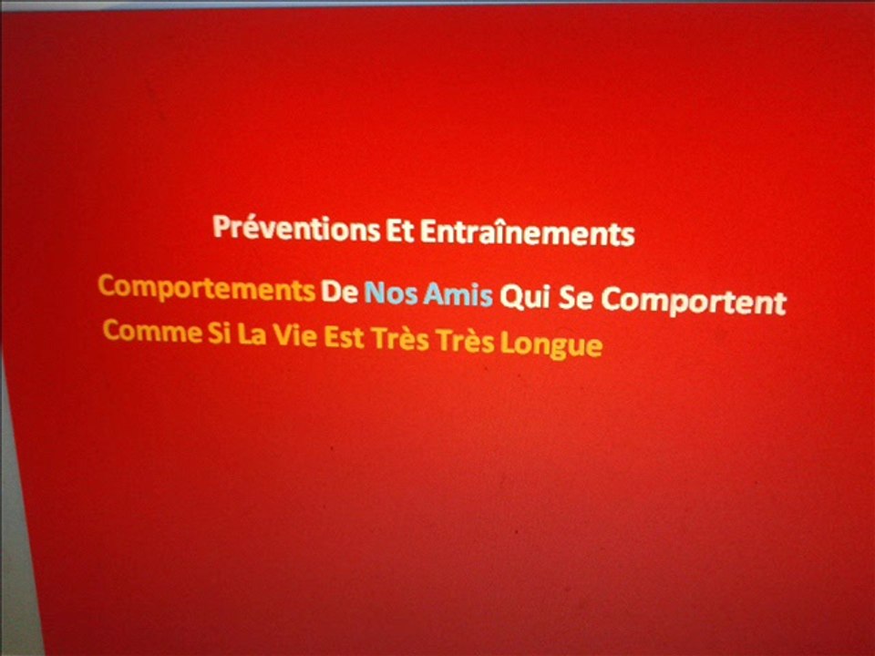 comportements de nos amis qui se comportent comme si vie est très longue