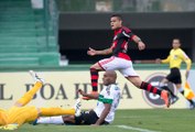 Flamengo vence Coritiba fora de casa e sai do Z4