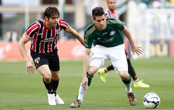 Com gol de cabeça, Alan Kardec marca e dá vitória ao Tricolor