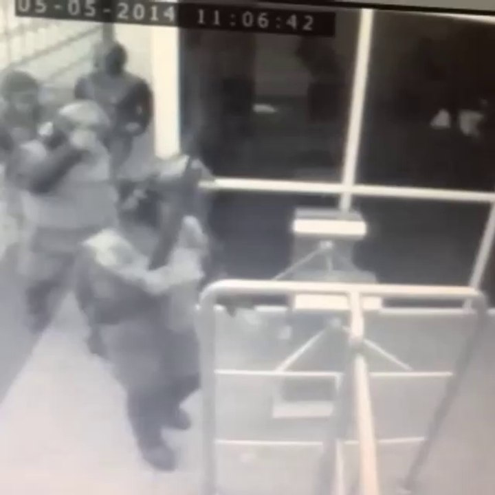 GNB Violando autonomia universitaria de URU 5-05-2014