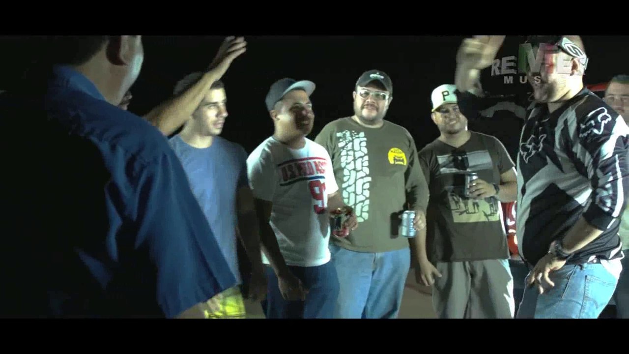 Soy un desmadre ft Marco Flores