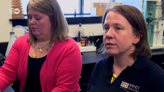 At sea with a Canadian iceberg harvester | Global 3000