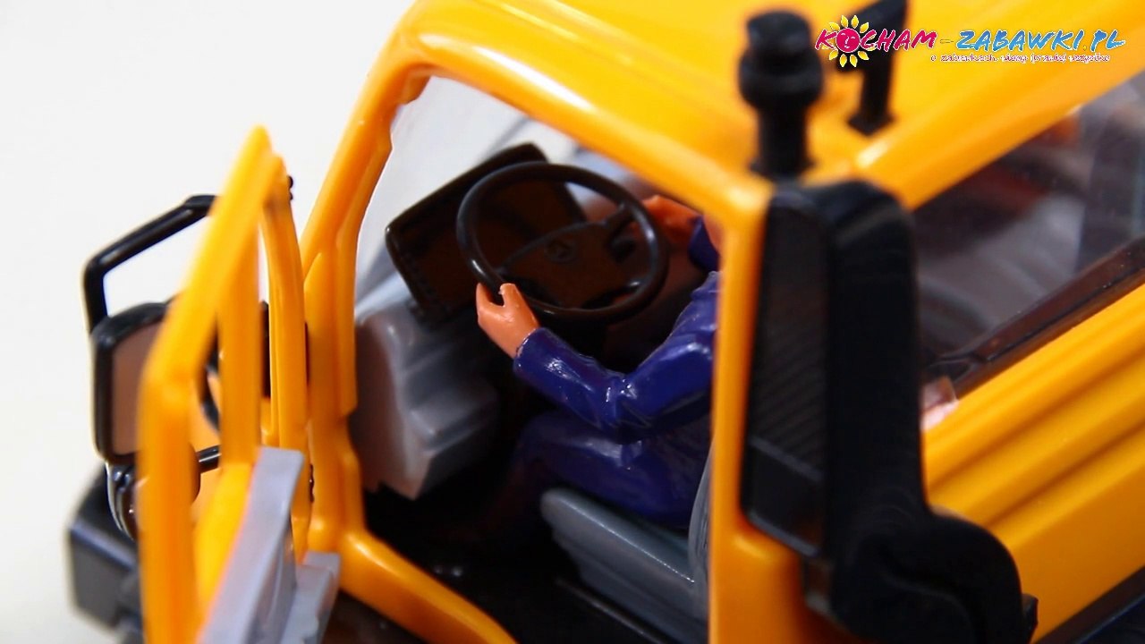 City Trailer Set  3-set / Ciężarówka z Barakiem - Dickie - Simba - 3414860 - Recenzja