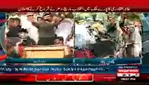 Short Circuit On Stage During Tahirul Qadri Address - Watch Tahir Qadri Reaction