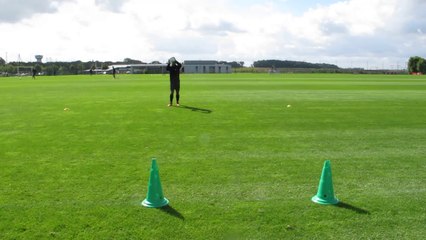Football: séance ludique à VA : atelier "touche"