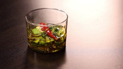 Préparer une marinade estivale avec Likeachef