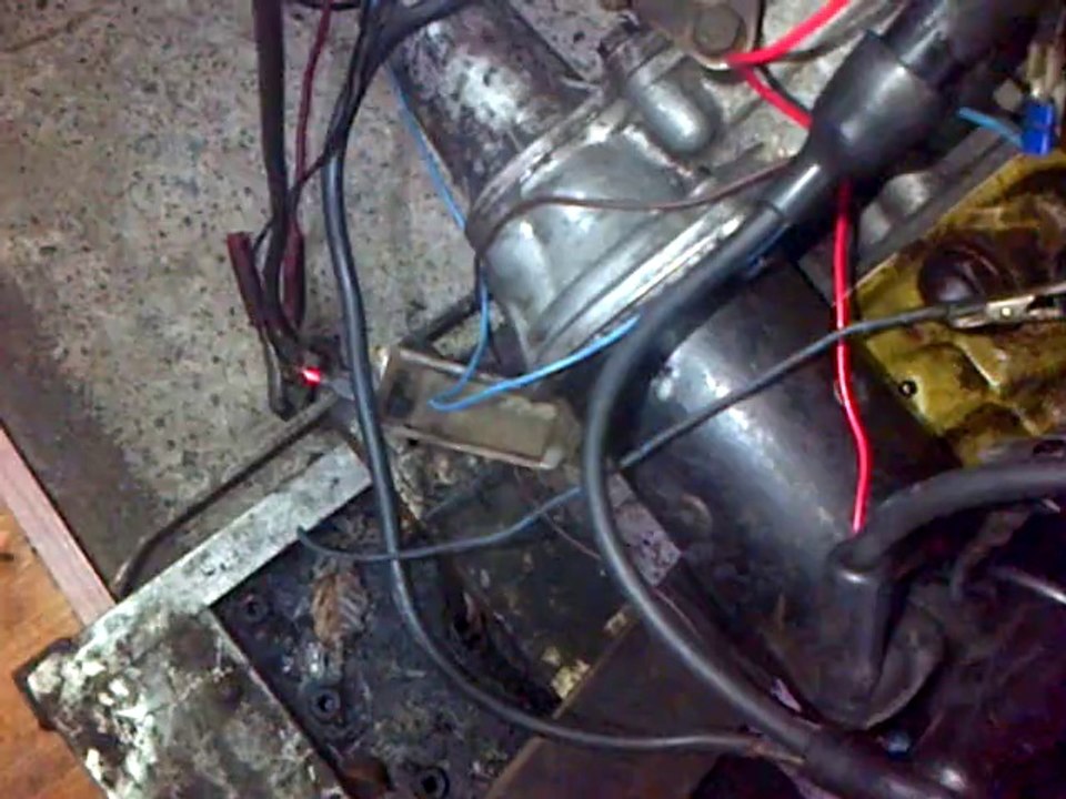 VID-20140818-00003 moteur avec voyant lumineux