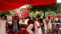 PTI workers Clapping for Aafia Siddiqui Supproters In AZADI MARCH