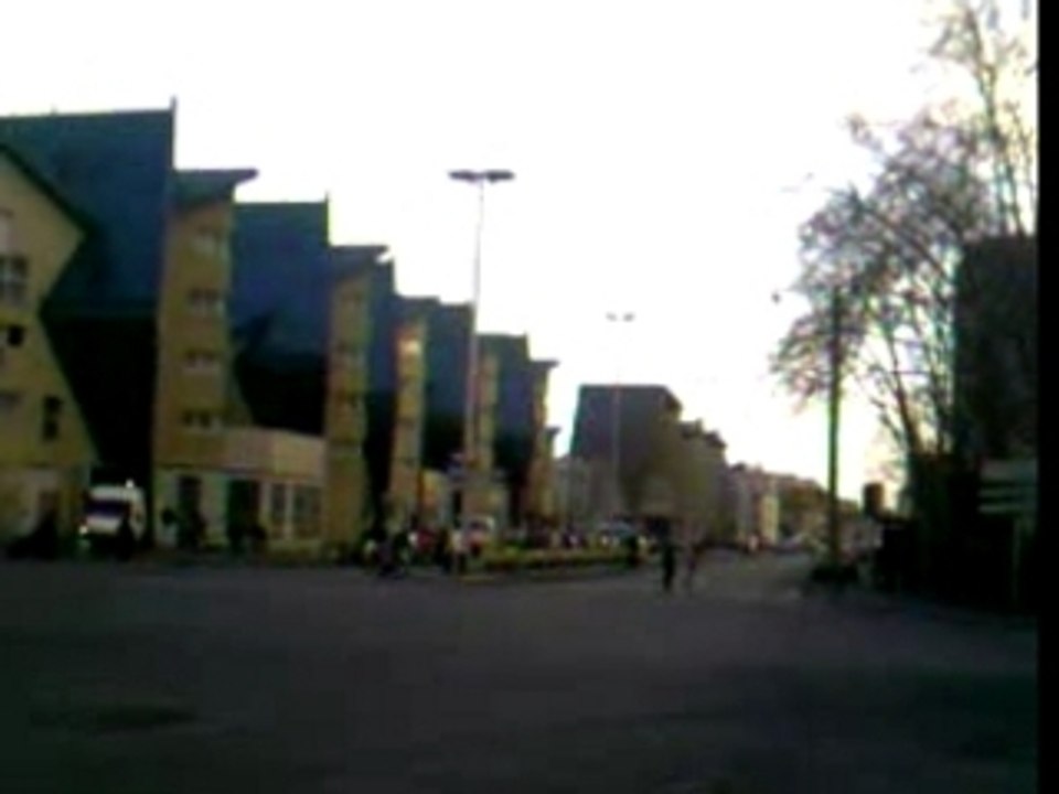 MOV001