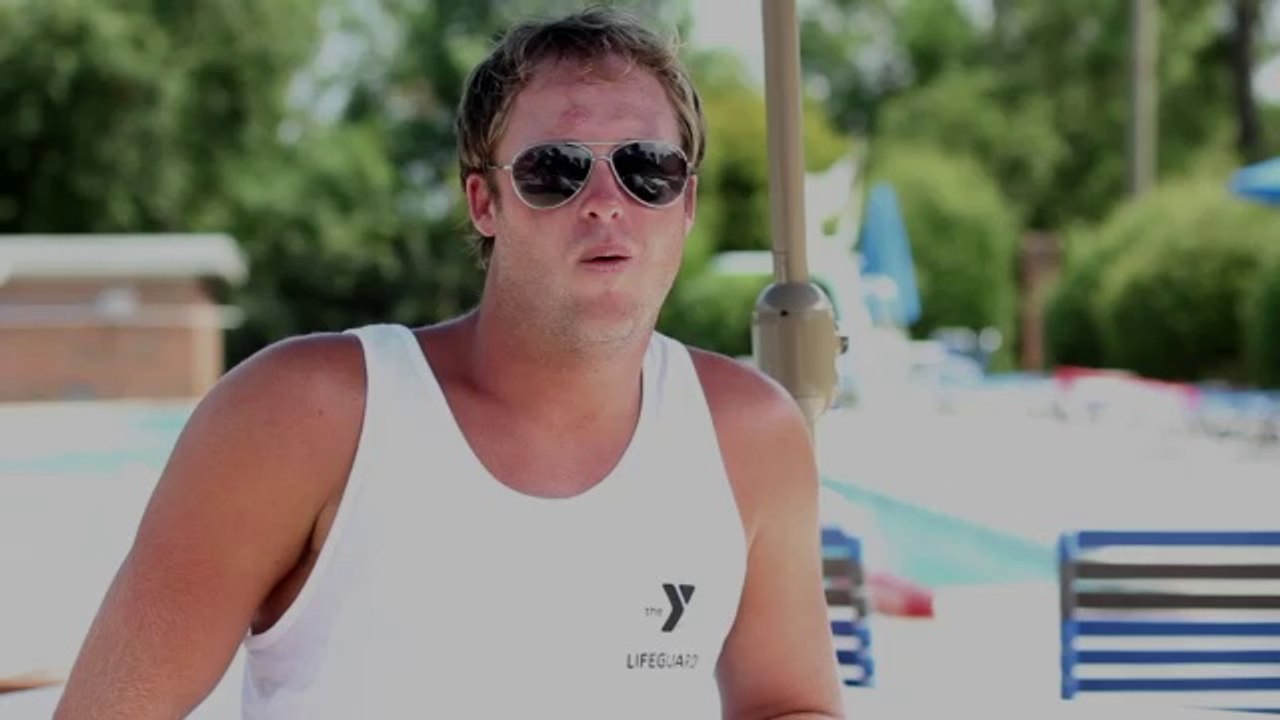 How to Exercise in a Swimming Pool _ Swimming Tips