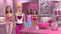 27 - Barbie Life in the Dreamhouse Pijamada del terror Español latino