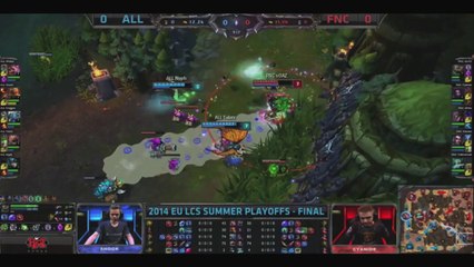 Le joli gank pour le first blood de la finale - League of Legends - PC