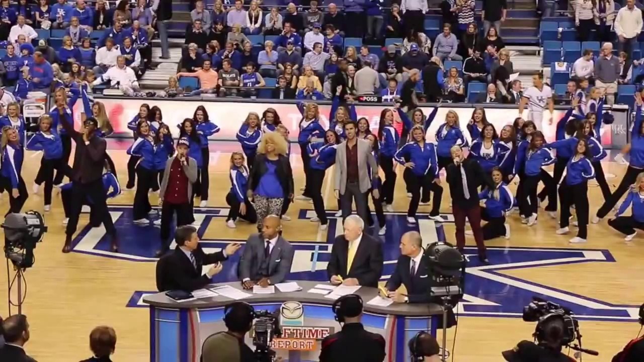 The AcoUstiKats and Emoni perform Timber with the UK Dance Team at Rupp Arena.