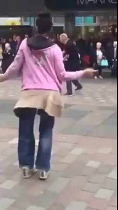 Glasgow junkies street dance.