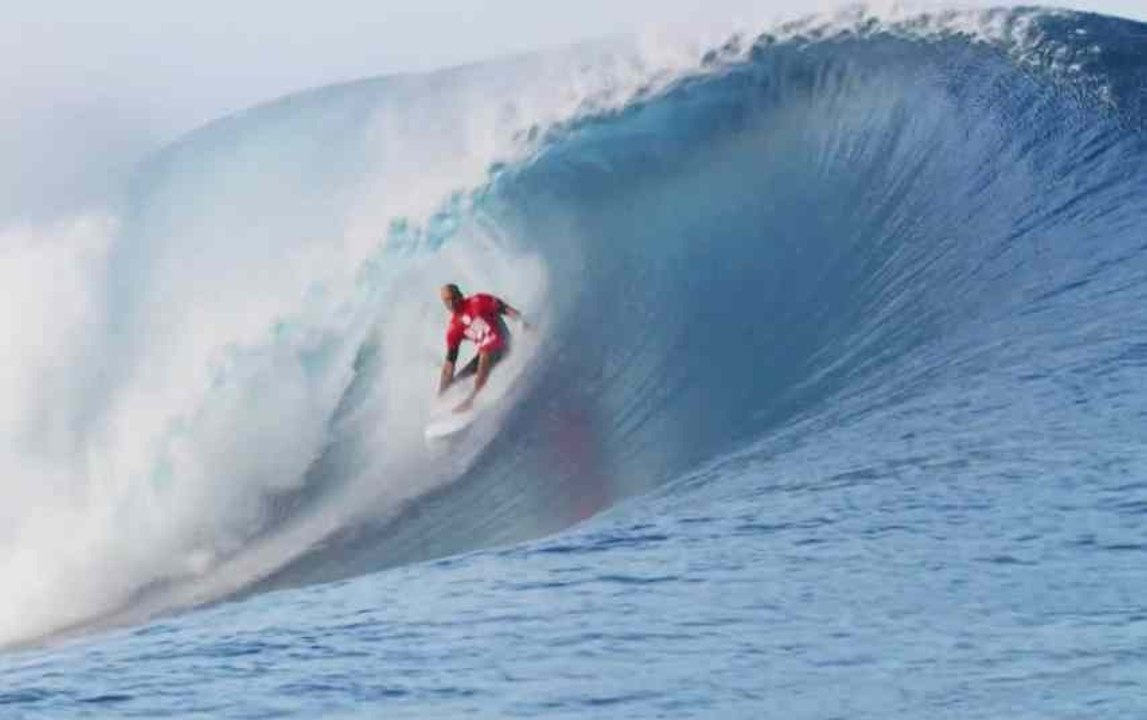 ASP Billabong Pro Tahiti - Day 1 Highlights