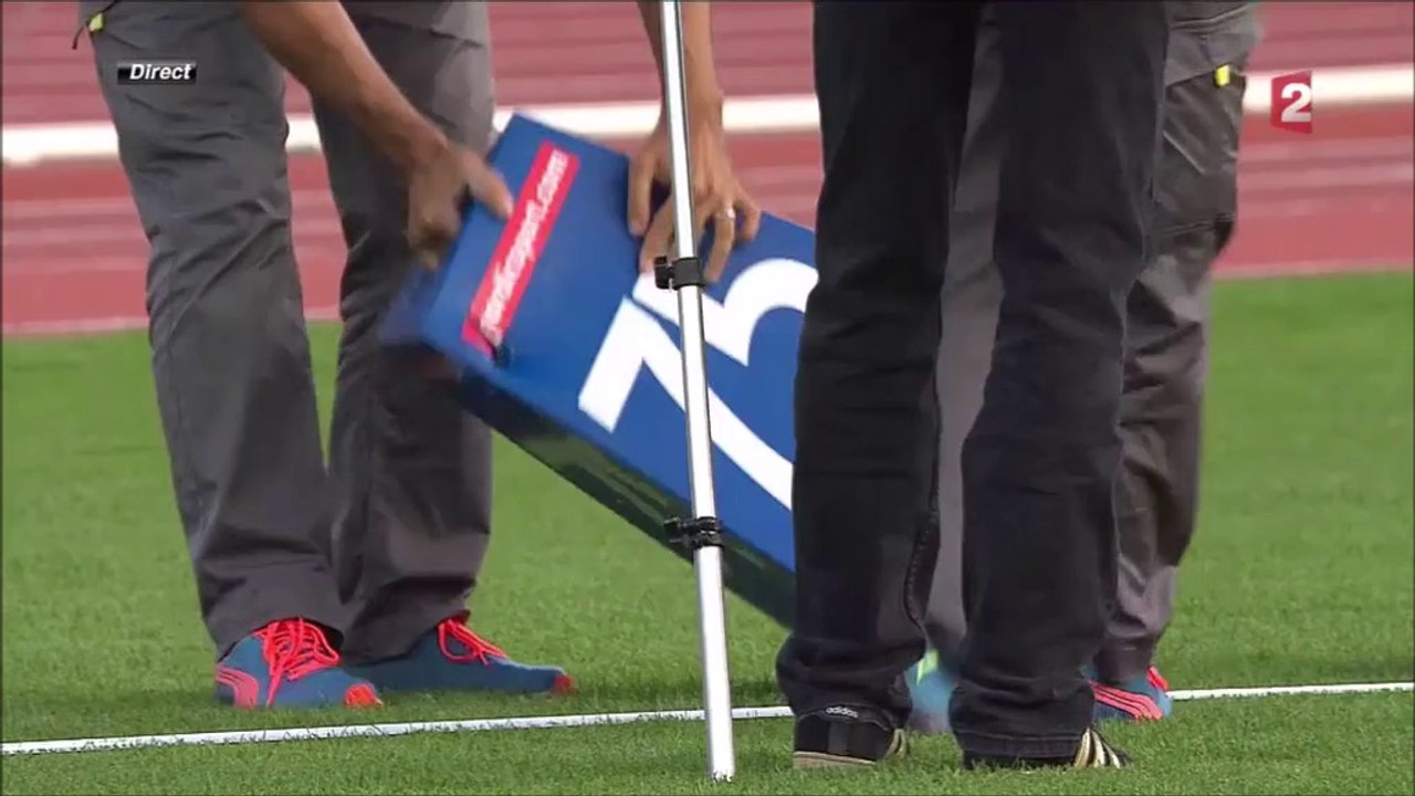 ChE athlétisme 2014, le plot embroché par un javelot