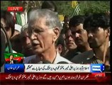 Fazal Ur Rehman Mera Kuch Nahin Kar Sakta:- Pervez Khattak Media Talk